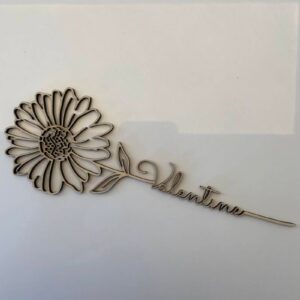 Houten zonnebloem met naam